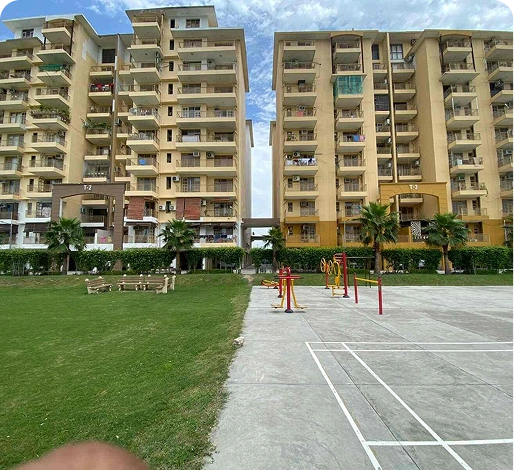 Ultratech The Royal Residency, Sector 32